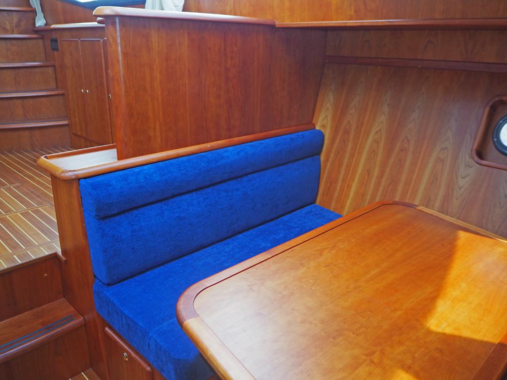 Cabin en avant, H&eacute;bergements